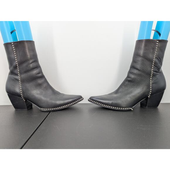 LF Alex Black Leather Studded Pointed Toe Ankle Boots Women’s 8.5 M Western - Picture 6 of 10
